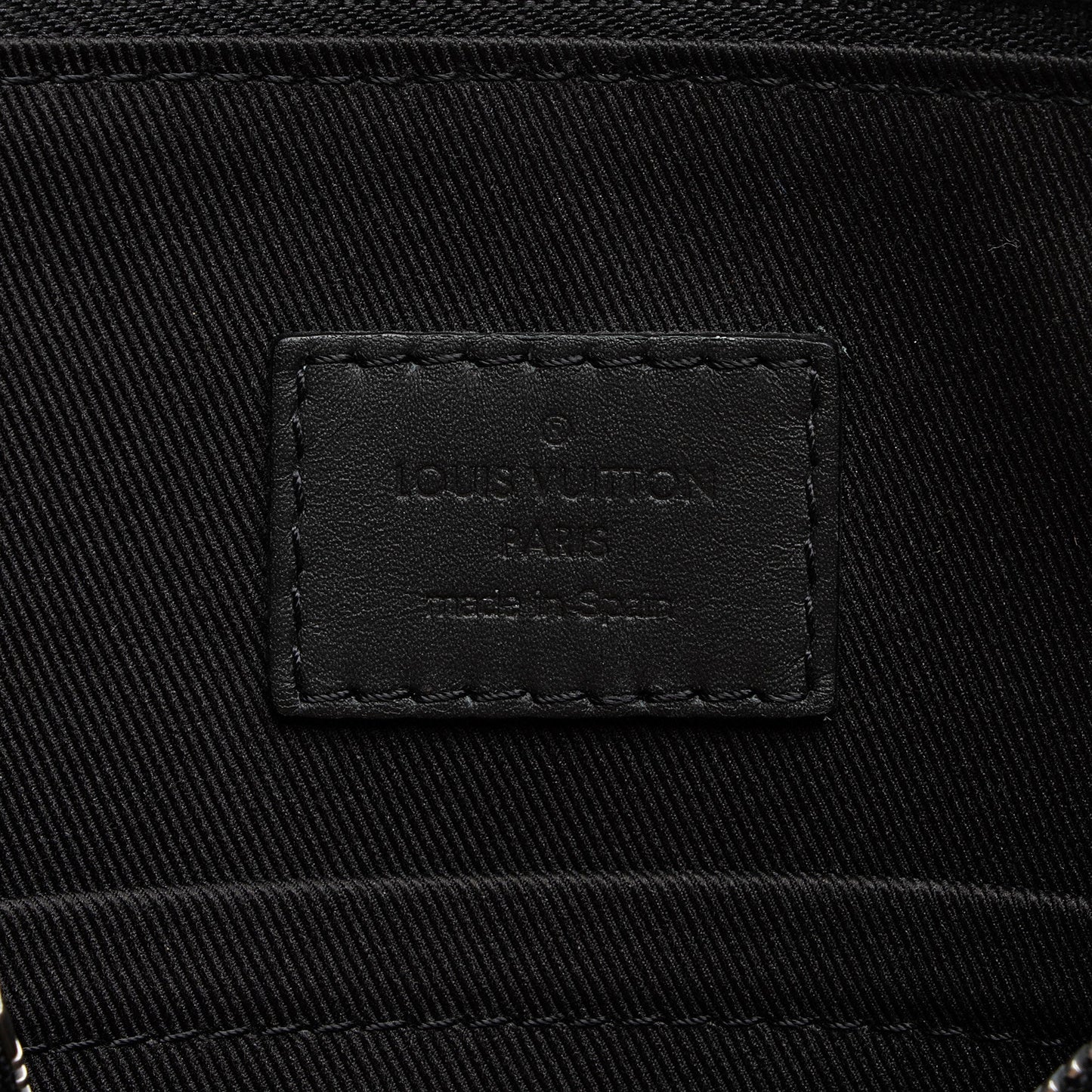Louis Vuitton Damier Infini Discovery Messenger BB