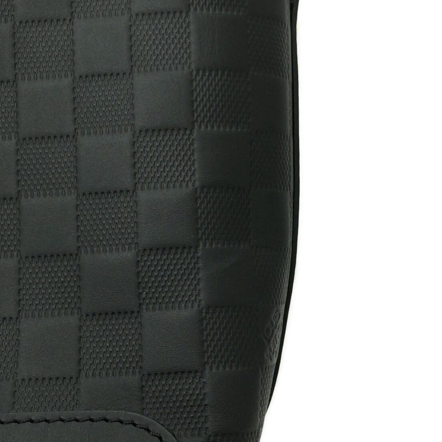 Louis Vuitton Damier Infini Discovery Messenger MM (SHG-2iD54a)