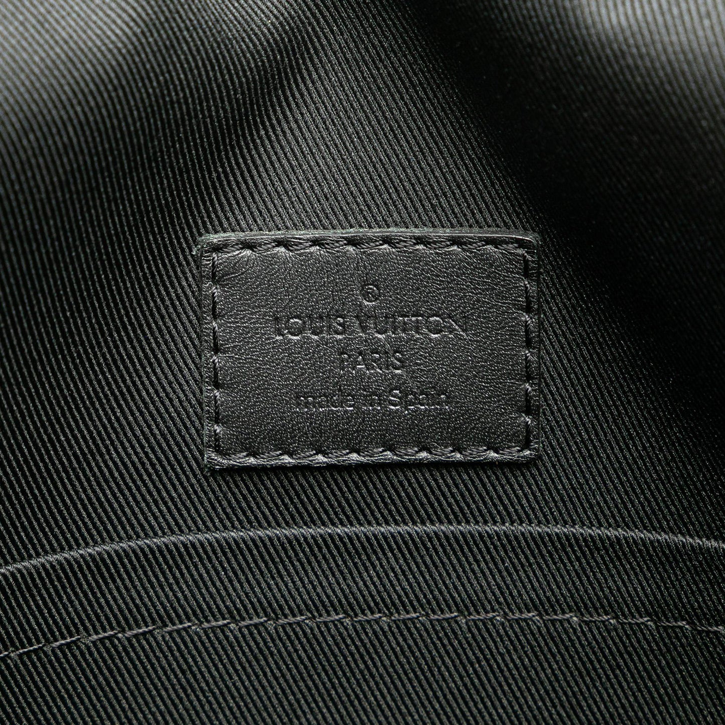 Louis Vuitton Damier Infini District PM
