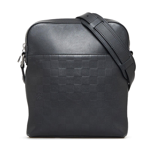 Louis Vuitton Damier Infini District Pochette (SHG-Zkmh73)