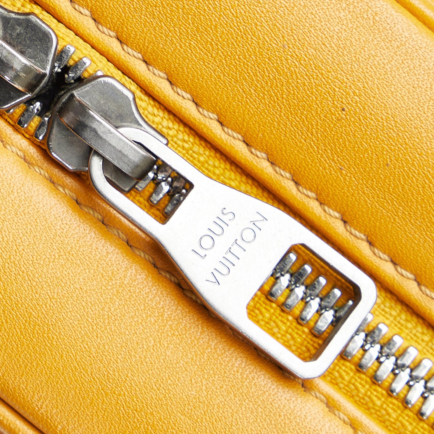 Louis Vuitton Damier Infini Toiletry Pouch (SHG-xMN2YT)