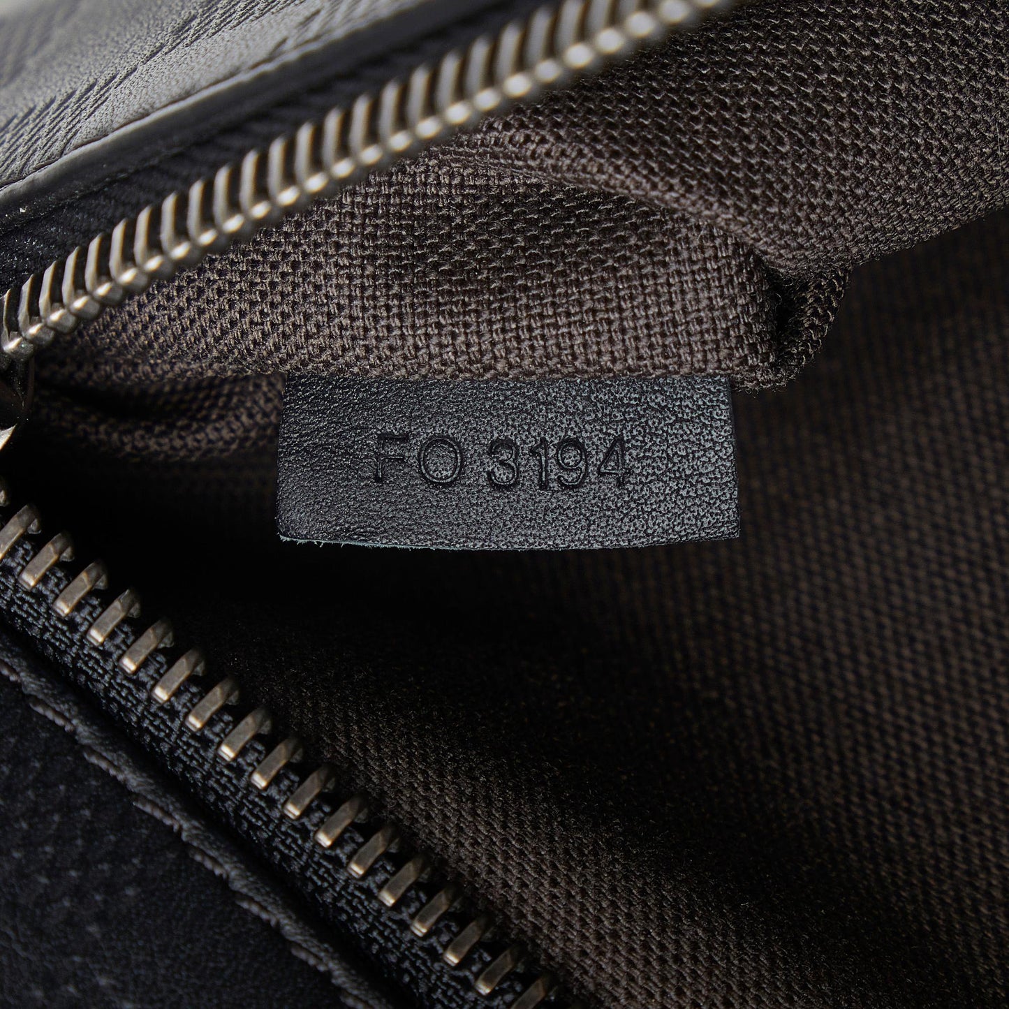 Louis Vuitton Damier Inifini Ambler (SHG-OZ4O85)