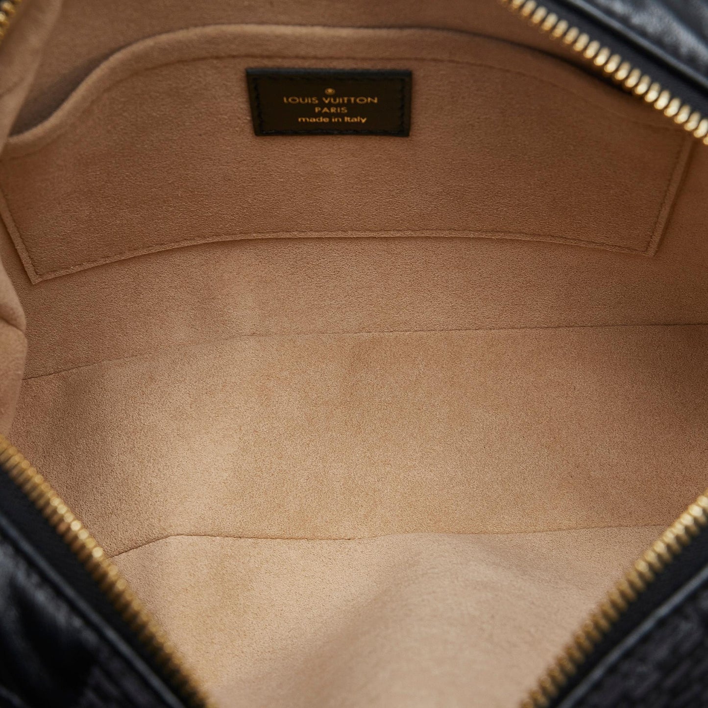 Louis Vuitton Damier Troca MM (SHG-rYyjLx)