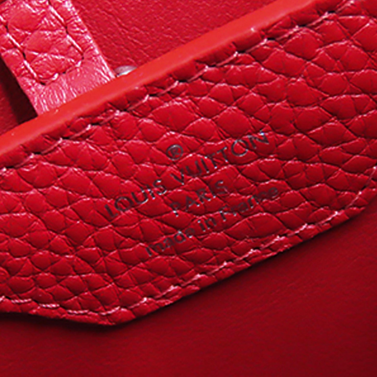 Louis Vuitton Denim Capucines PM (SHG-M3Scgr)