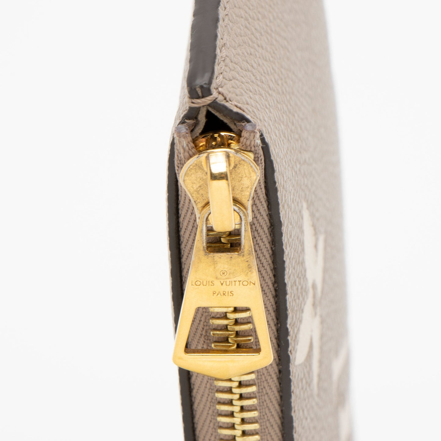 Louis Vuitton Empreinte Leather Pochette (SHF-x21F4X)