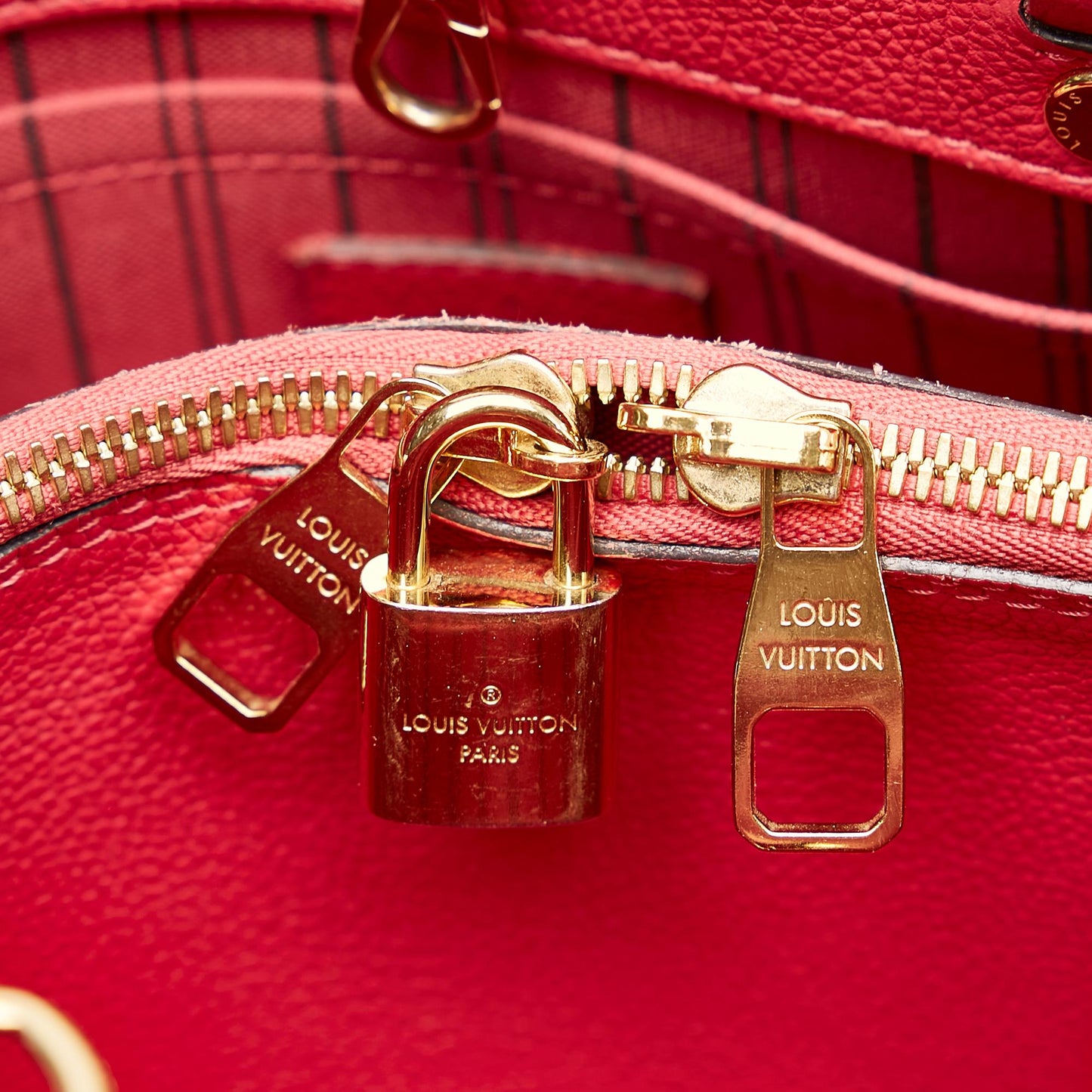 Louis Vuitton Empreinte Montaigne MM (SHG-28281)