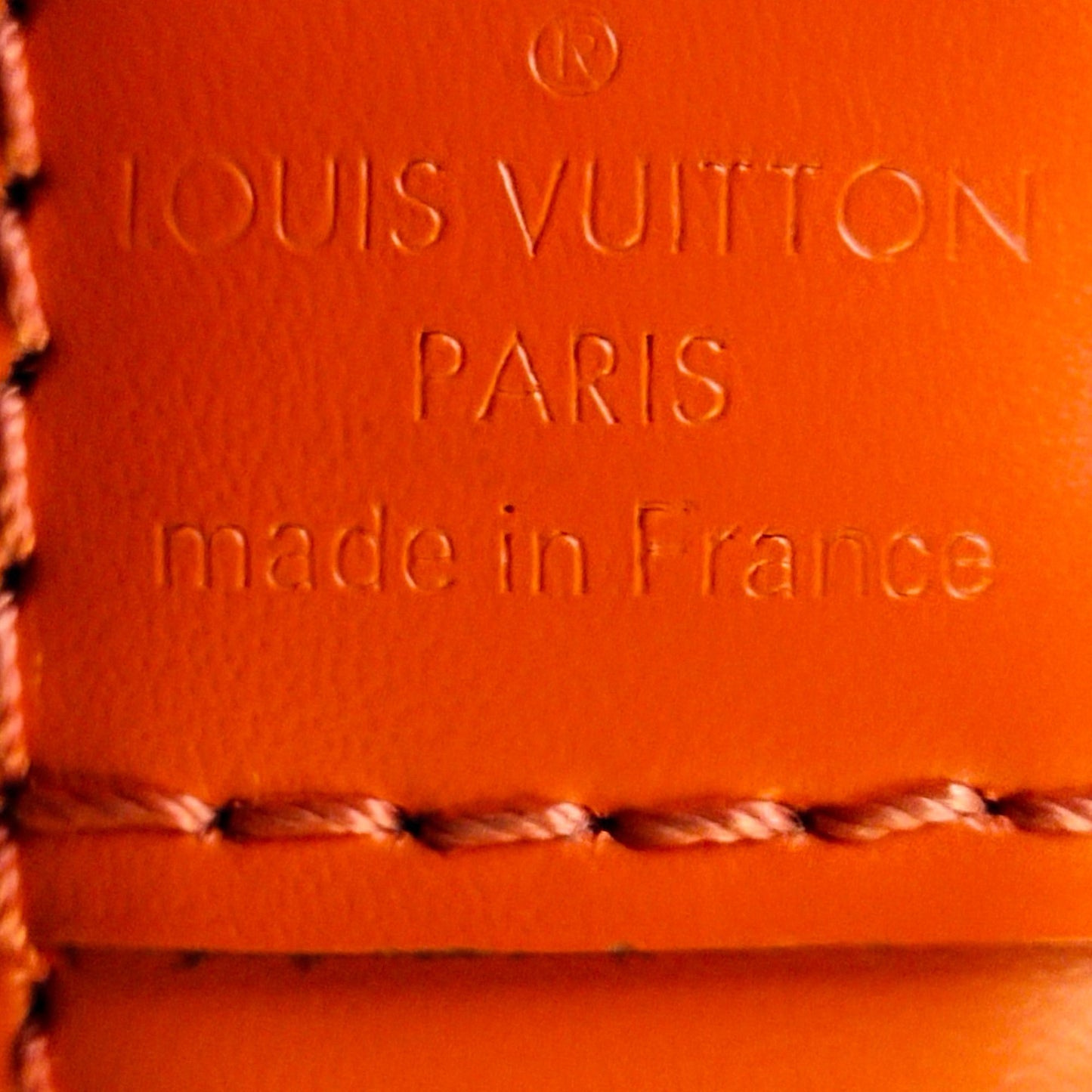 Louis Vuitton Epi Alma BB (SHG-Mq51aE)