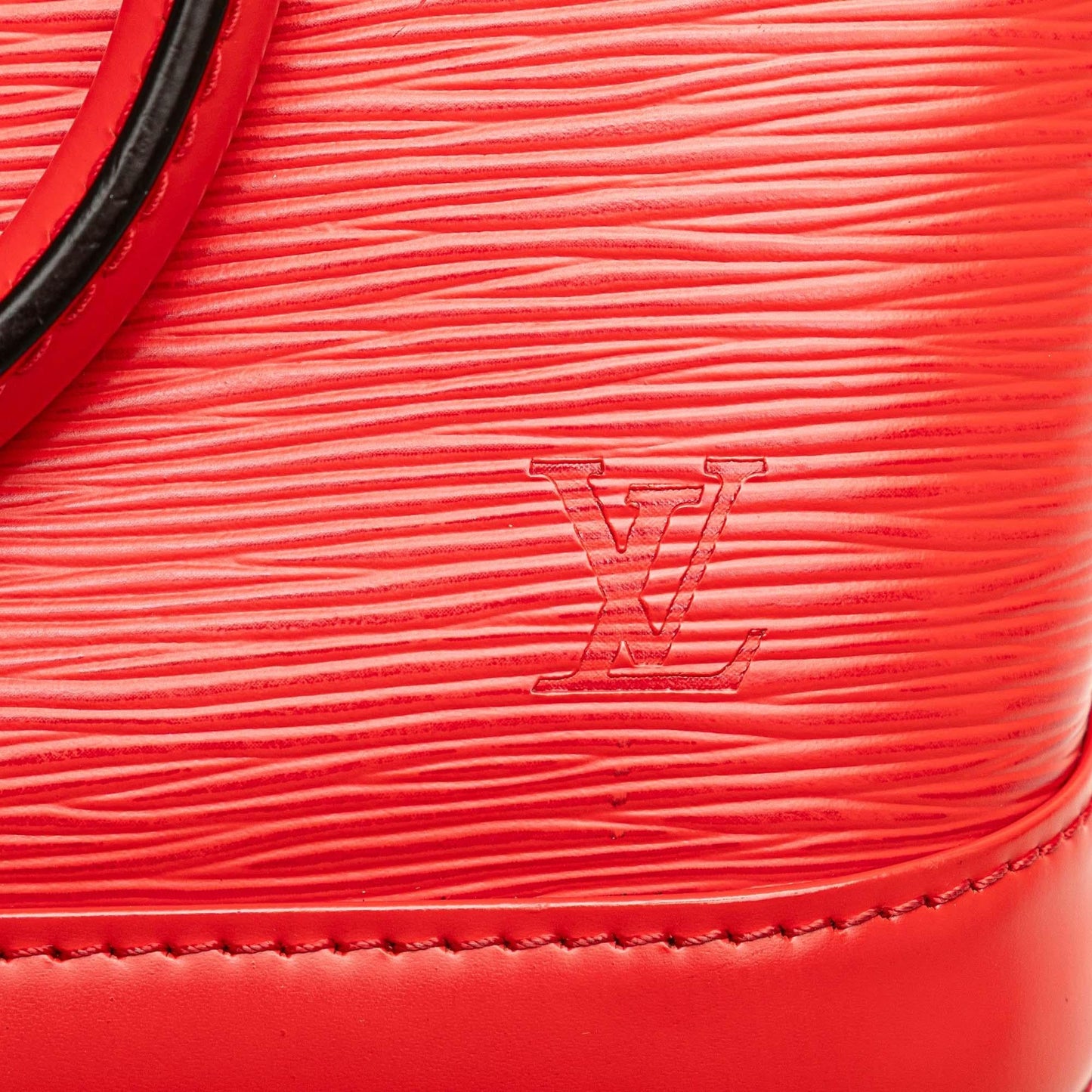 Louis Vuitton Epi Alma BB