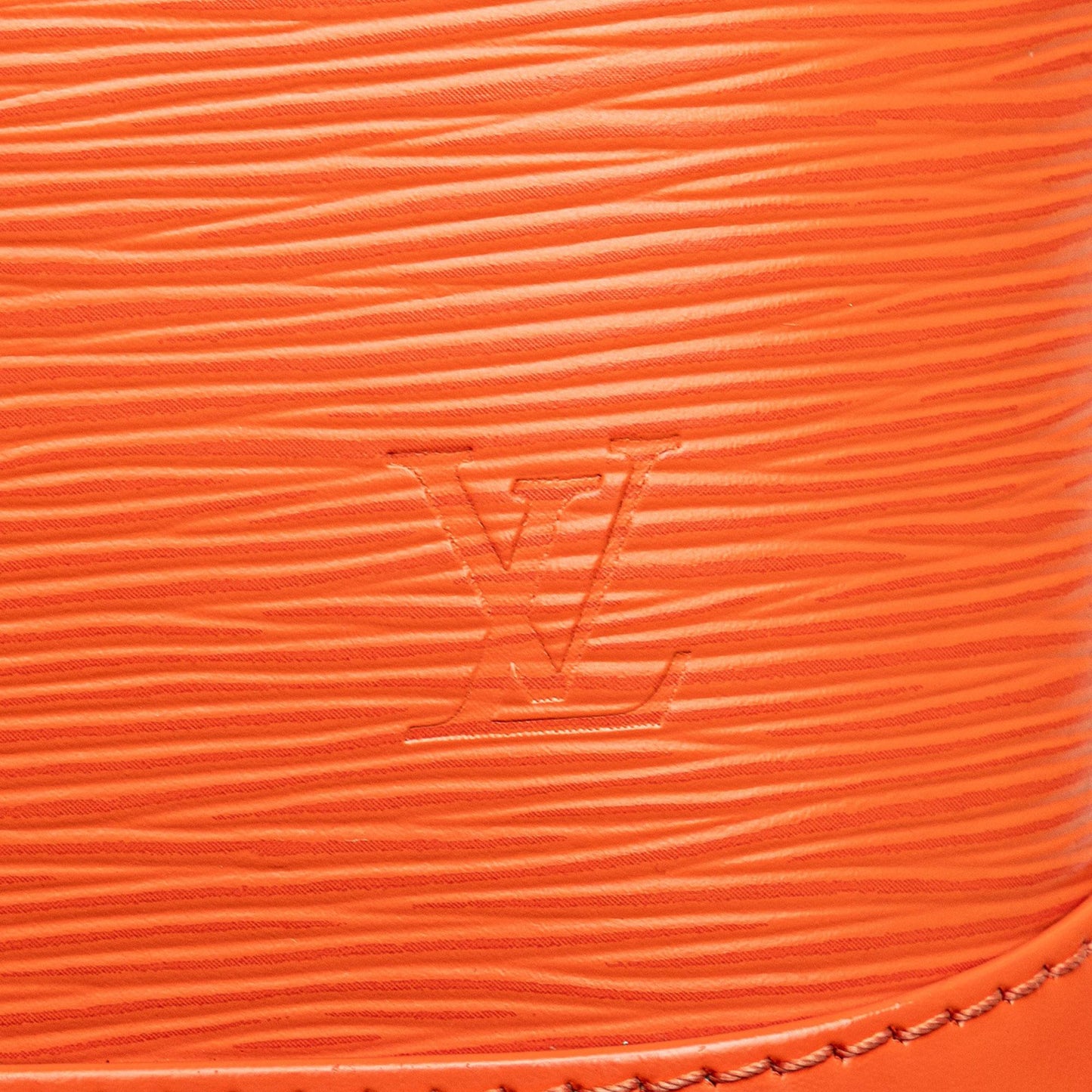 Louis Vuitton Epi Alma BB