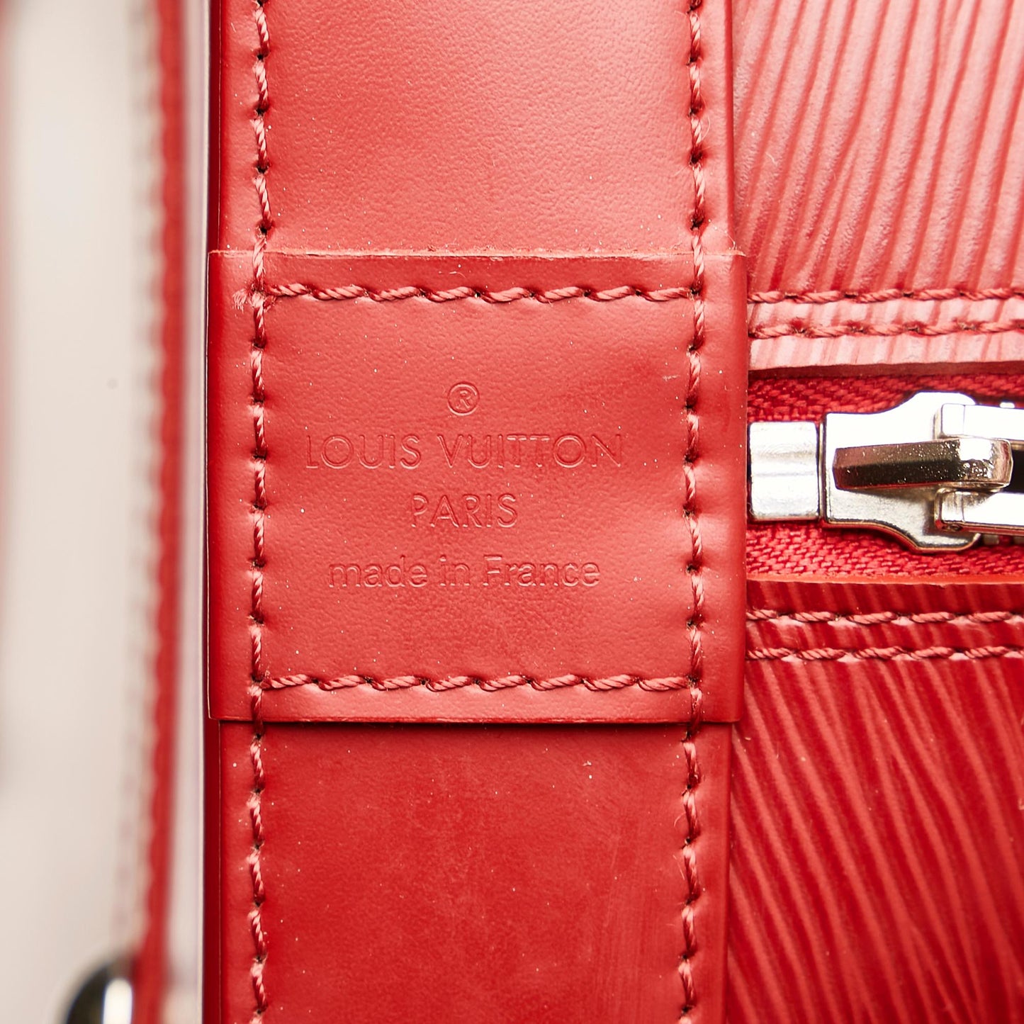 Louis Vuitton Epi Alma MM (SHG-35827)
