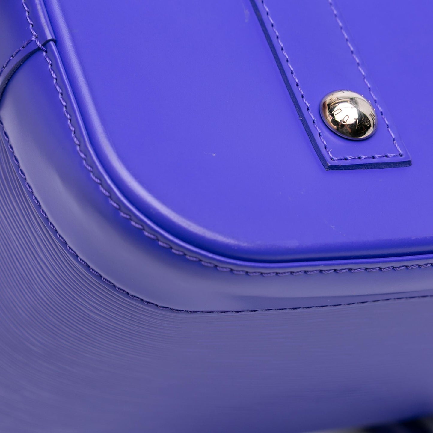 Louis Vuitton Epi Alma MM