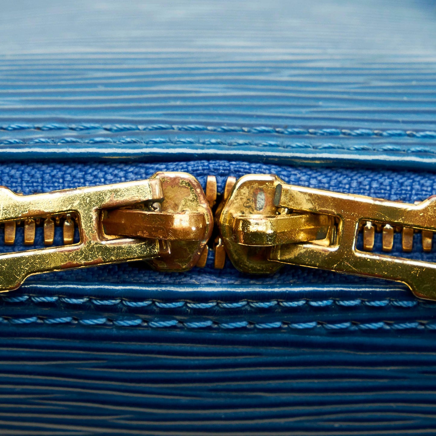 Louis Vuitton Epi Alma PM (SHG-30768)