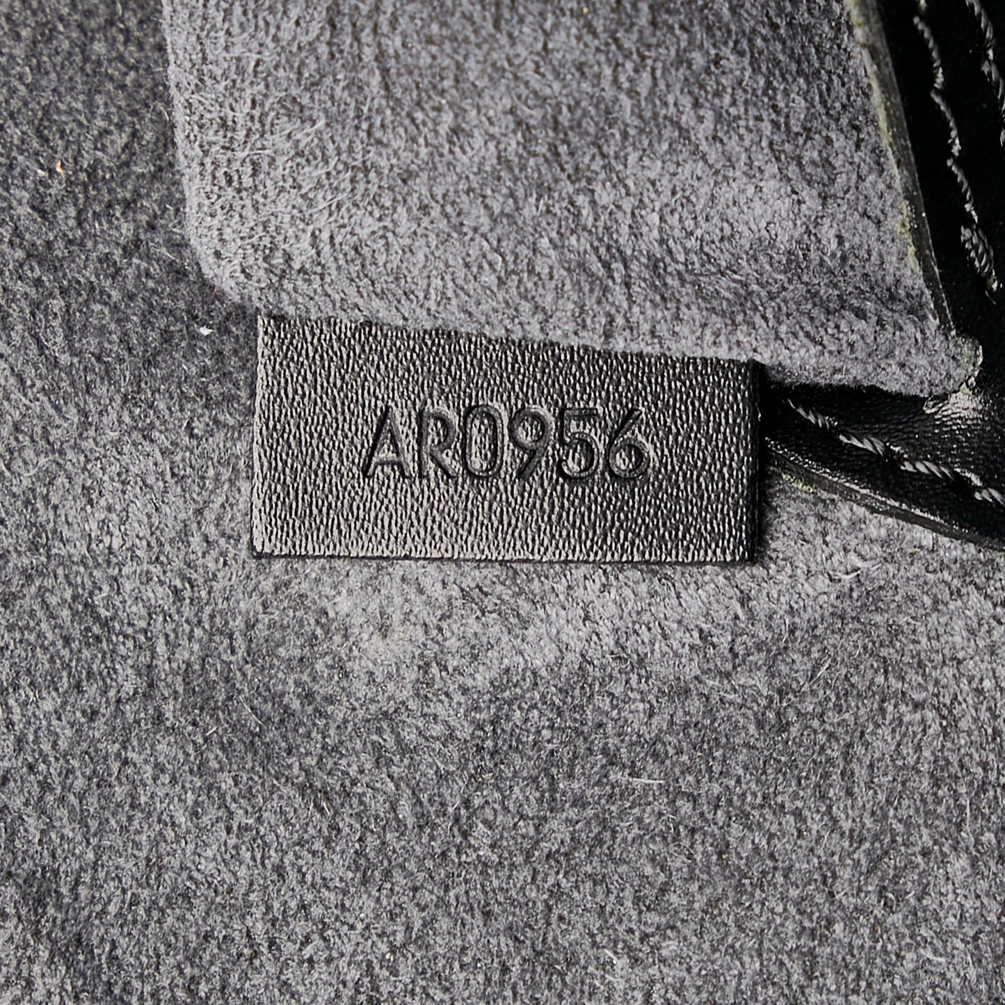 Louis Vuitton Epi Alma PM (SHG-TZ8qaf)