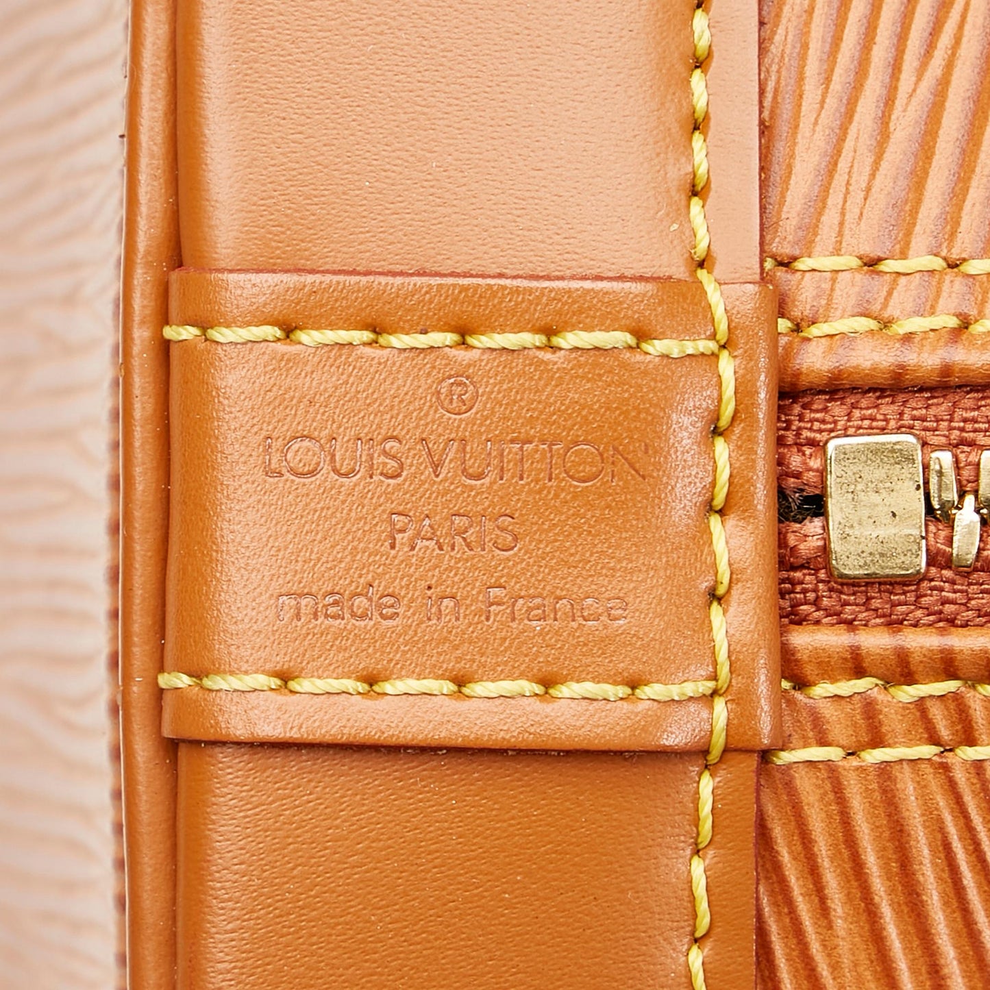 Louis Vuitton Epi Alma PM (SHG-pDZvta)
