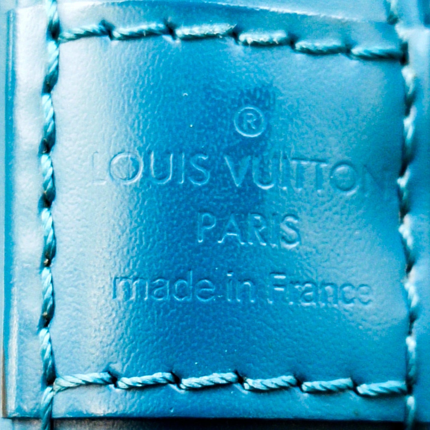 Louis Vuitton Epi Alma PM (SHG-mTO7IJ)