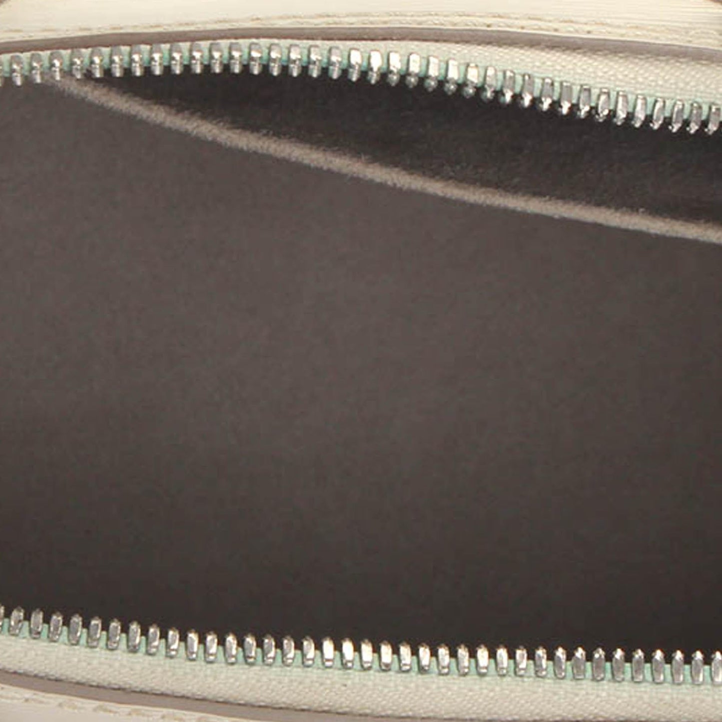 Louis Vuitton Epi Alma PM (SHG-XcYEfn)