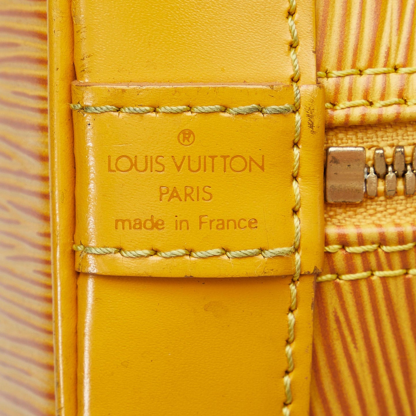 Louis Vuitton Epi Alma PM (SHG-TKoMAr)