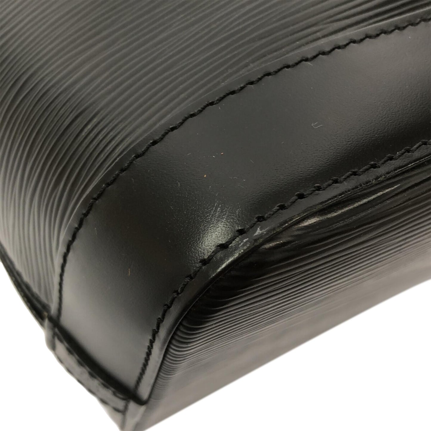 Louis Vuitton Epi Alma PM (SHG-2uSFfL)