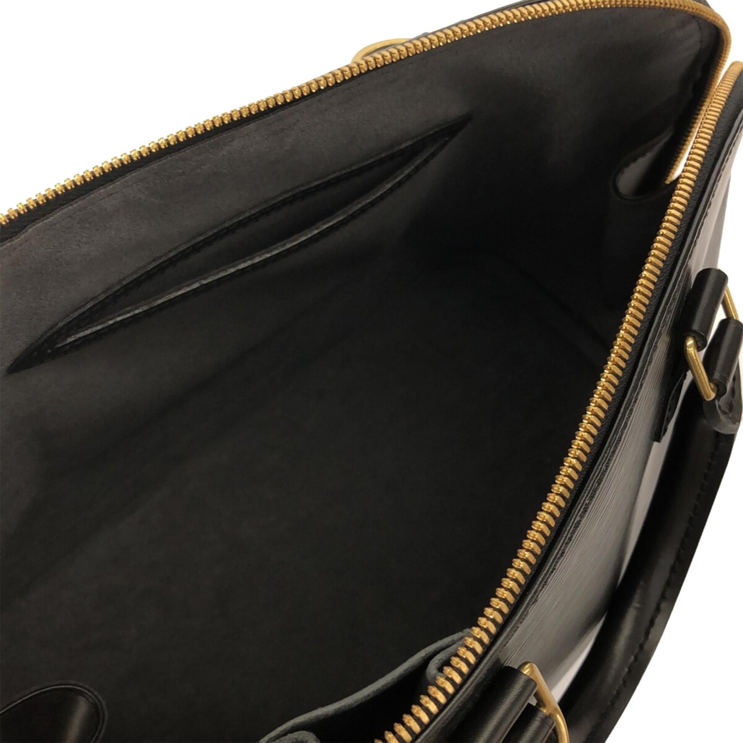 Louis Vuitton Epi Alma PM (SHG-2uSFfL)