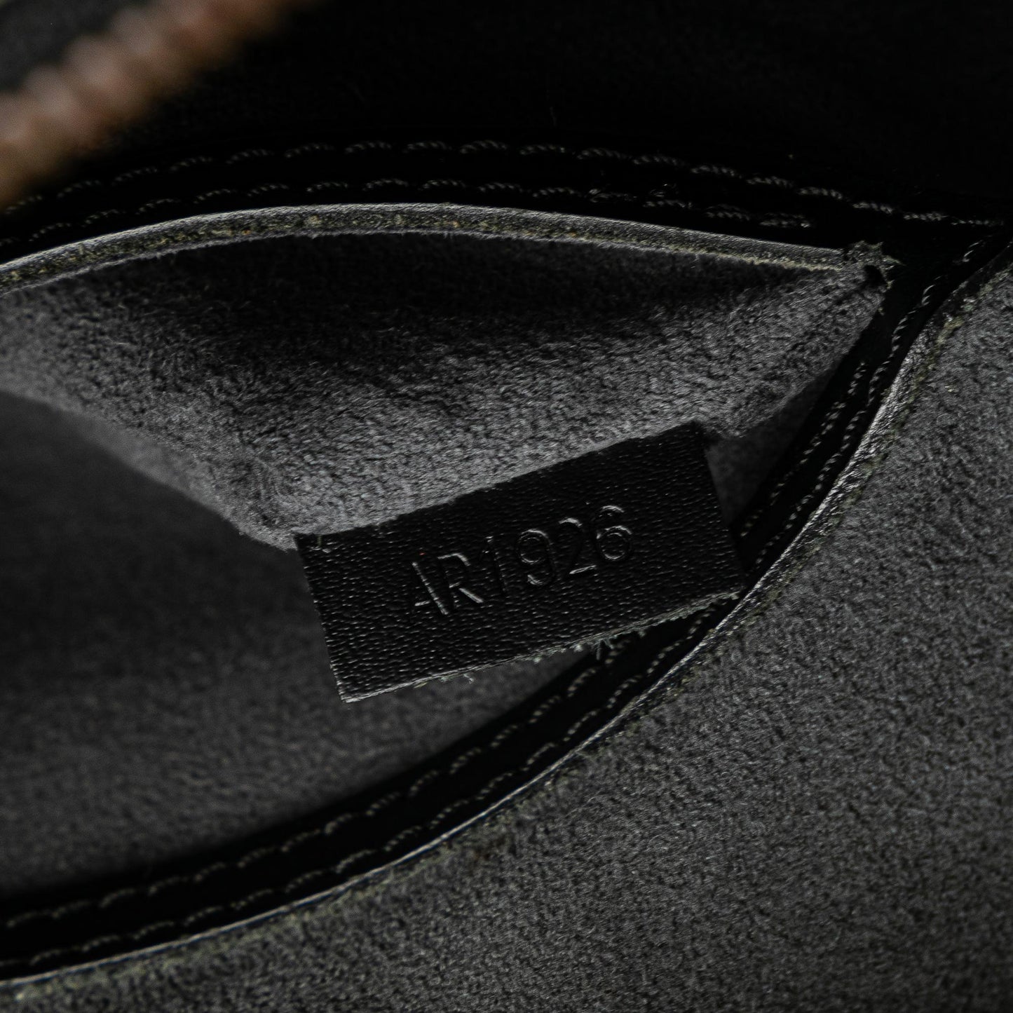 Louis Vuitton Epi Alma PM (SHG-15Ttq1)