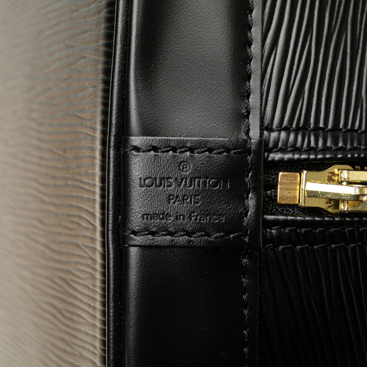 Louis Vuitton Epi Alma PM (SHG-Nhxyud)