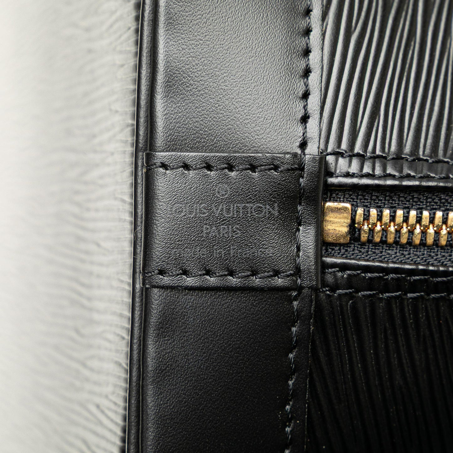 Louis Vuitton Epi Alma PM
