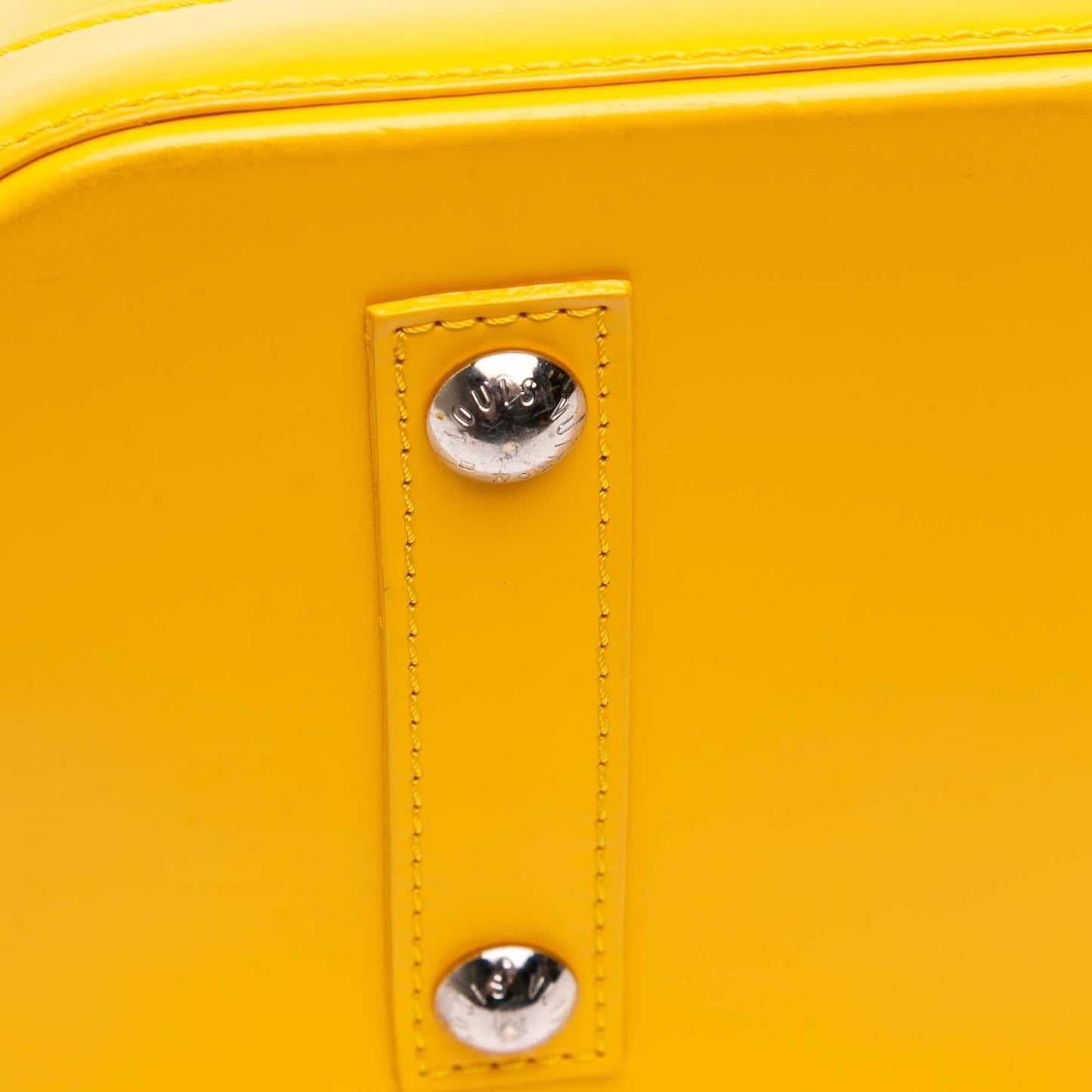 Louis Vuitton Epi Alma PM