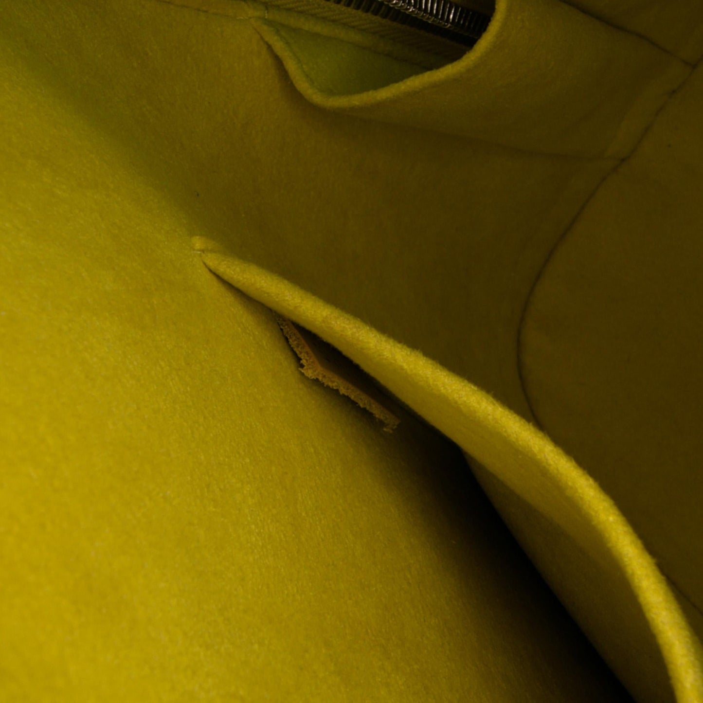 Louis Vuitton Epi Alma PM