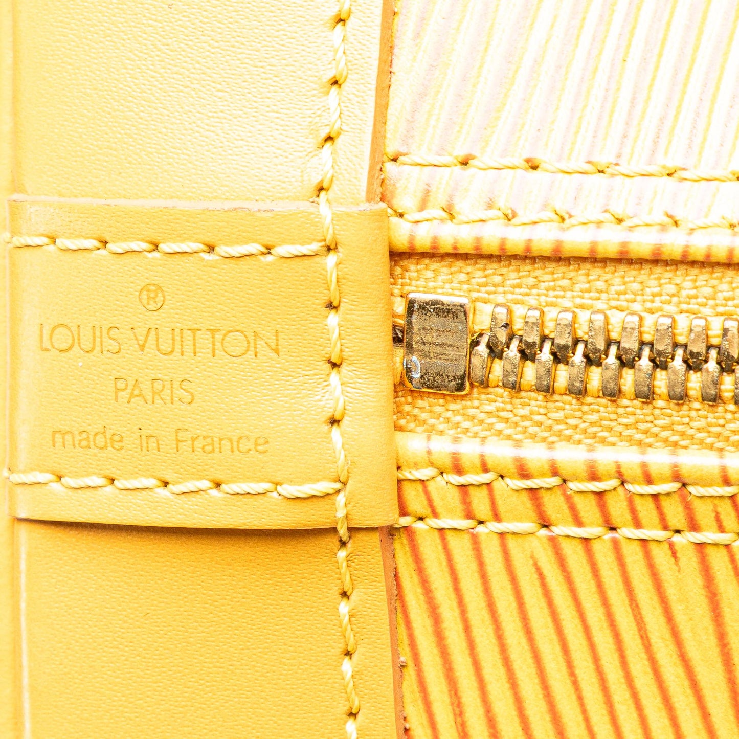 Louis Vuitton Epi Alma PM