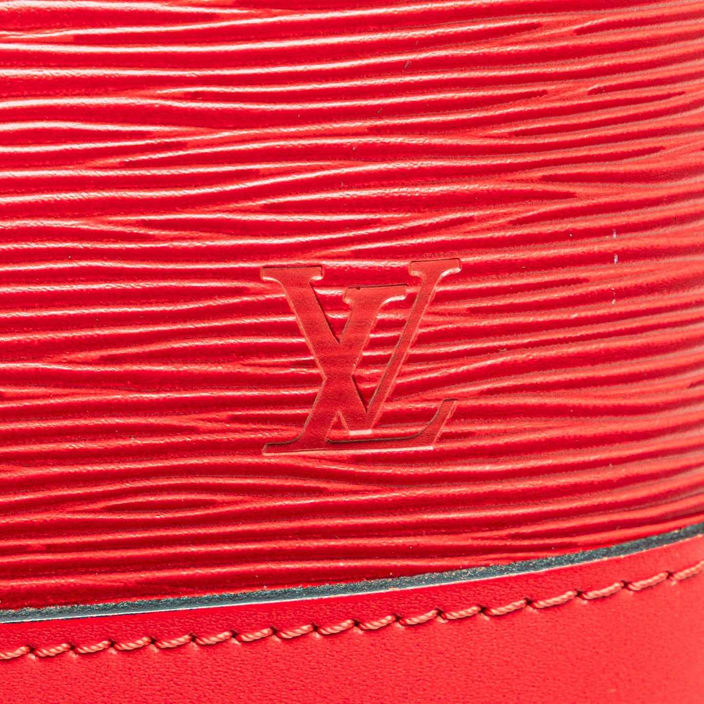 Louis Vuitton Epi Alma PM