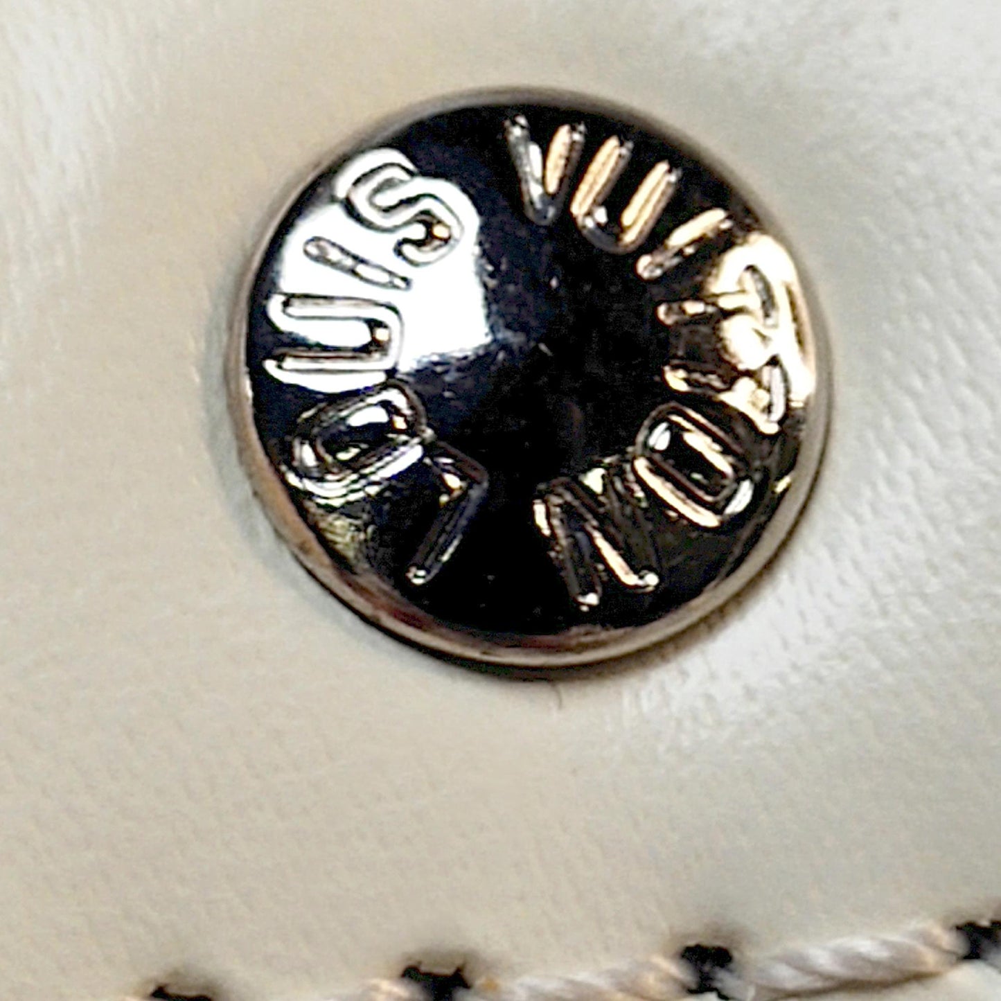 Louis Vuitton Epi Bagatelle PM (SHG-35651)