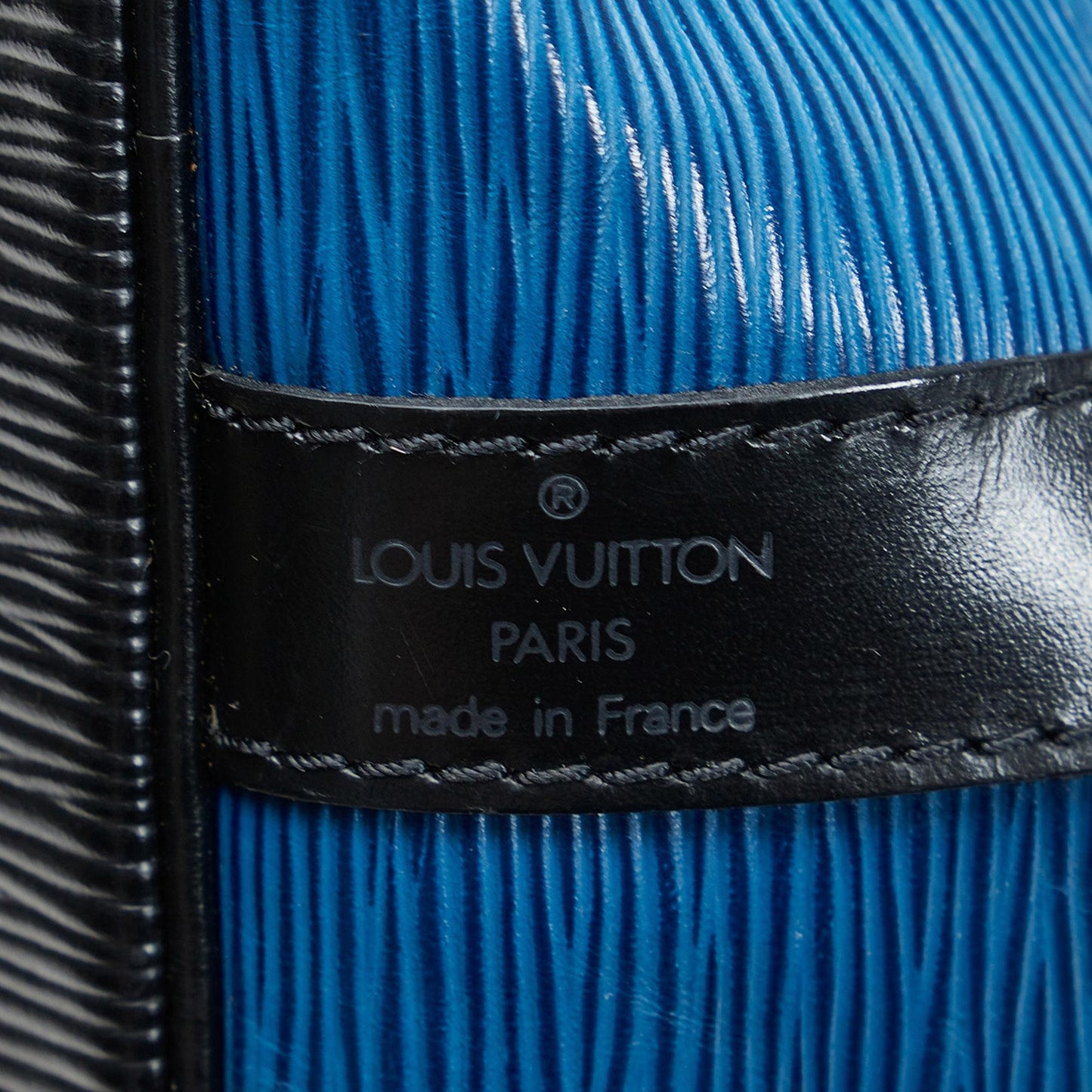 Louis Vuitton Epi Bicolor Petit Noe (SHG-m29xcm)