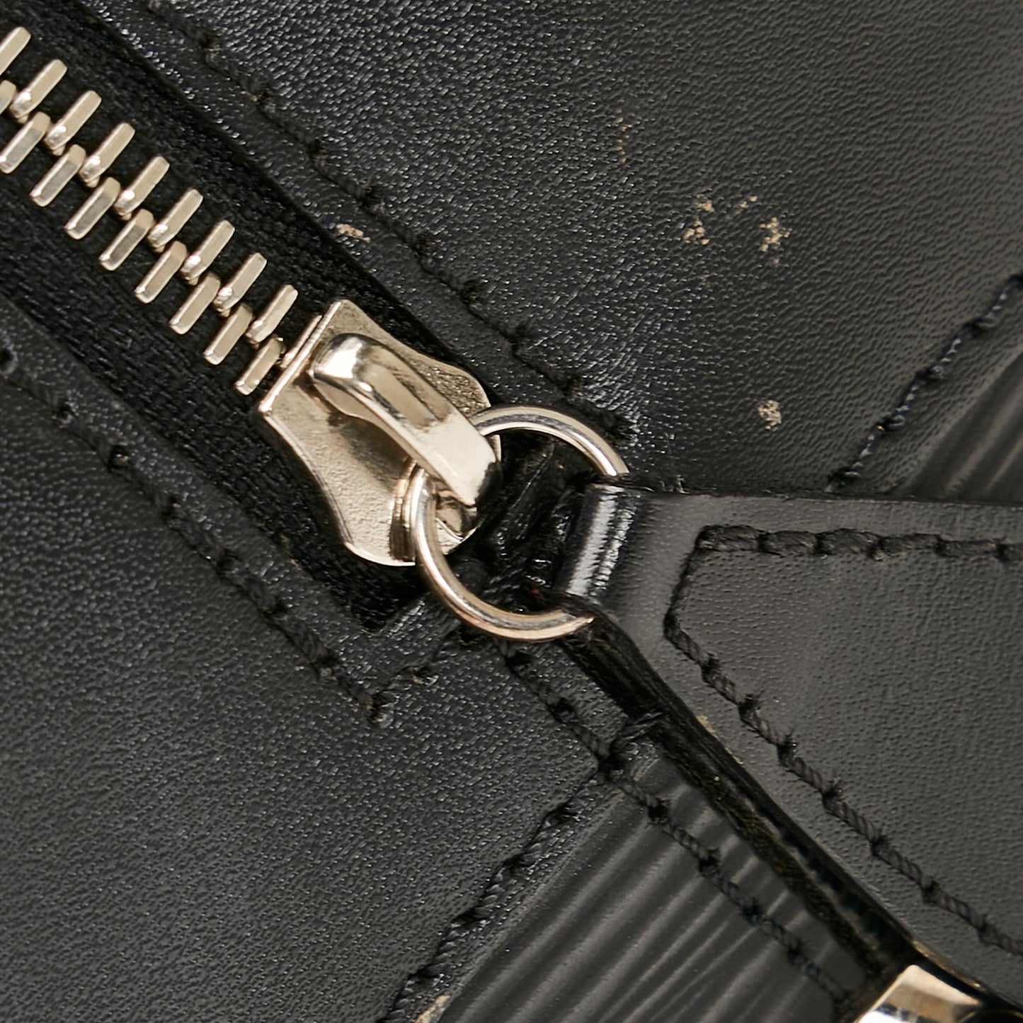 Louis Vuitton Epi Bowling Montaigne GM (SHG-h3OgRa)