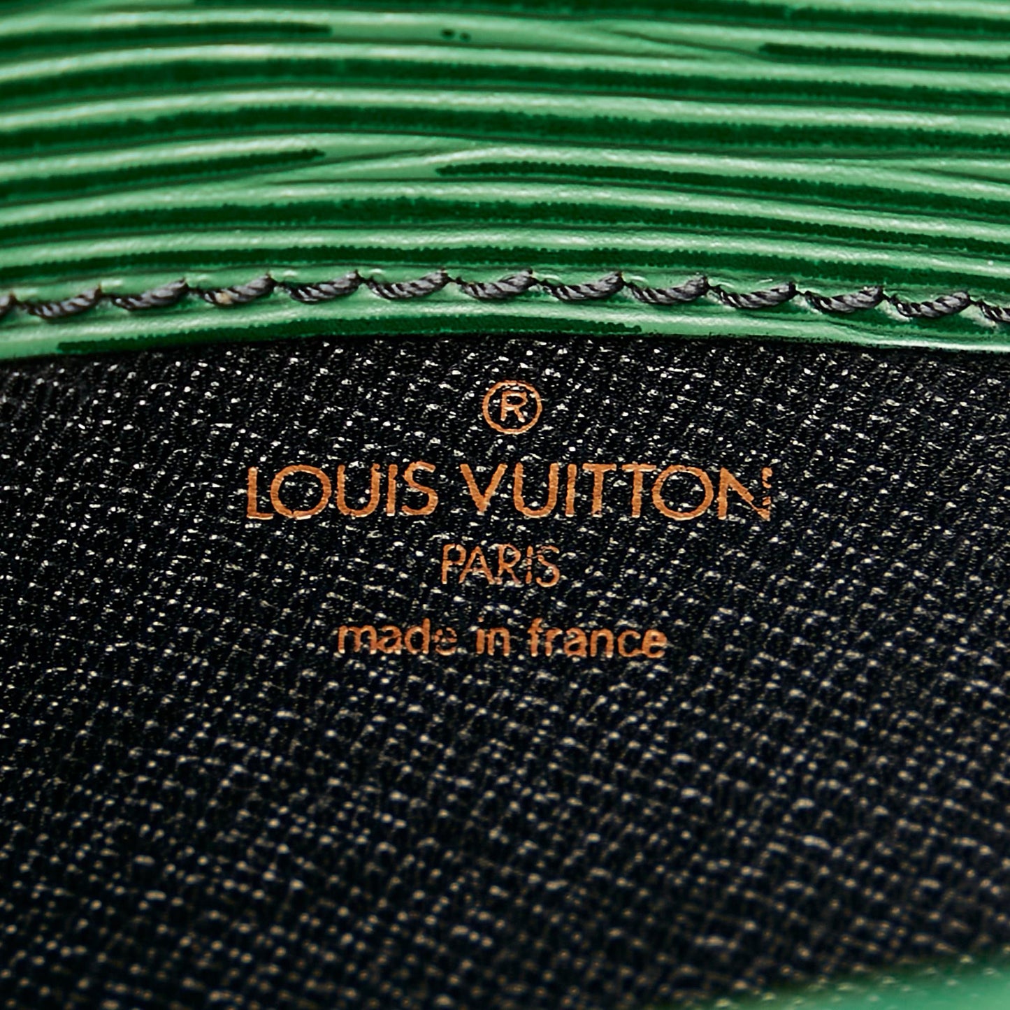 Louis Vuitton Epi Cartouchiere MM (SHG-37549)