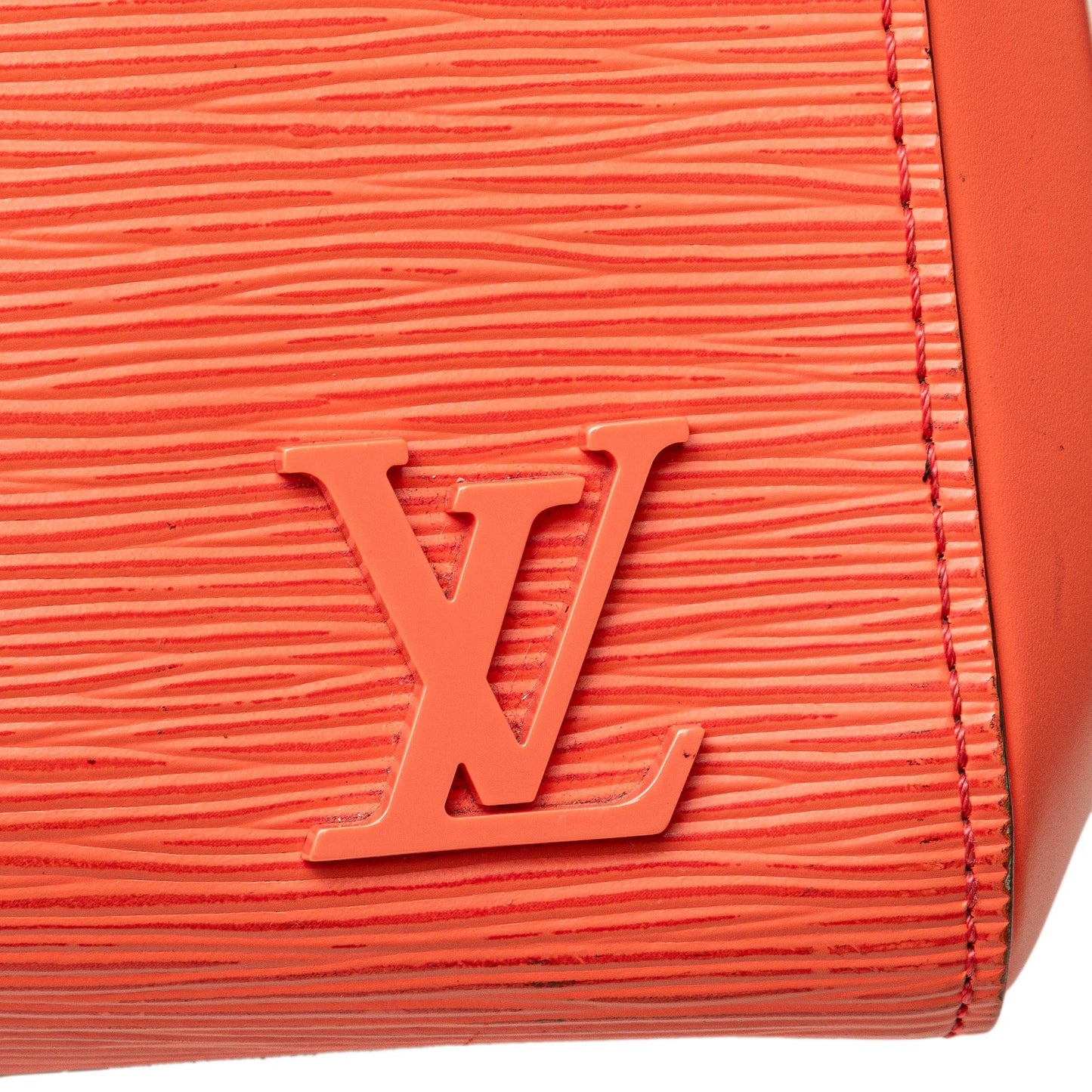 Louis Vuitton Epi Cluny MM