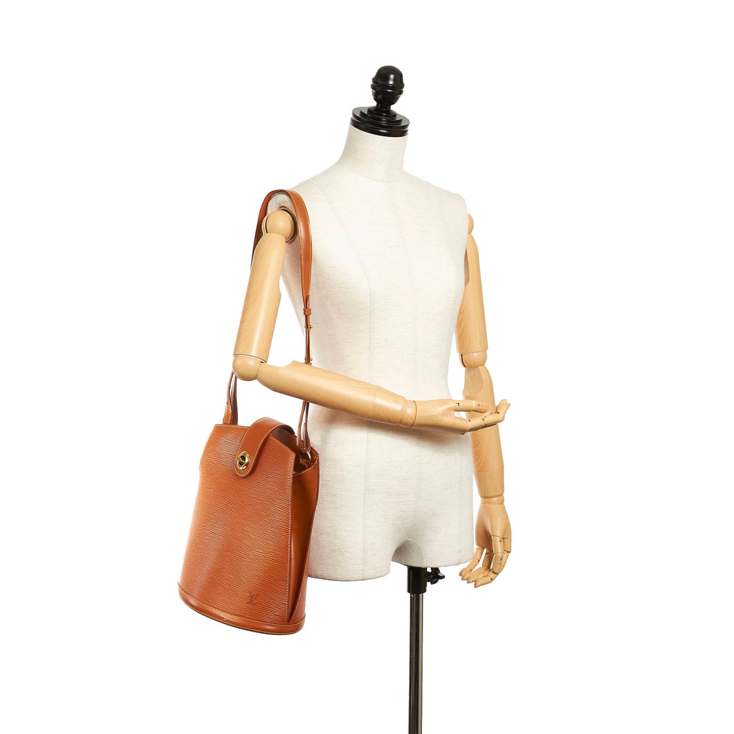 Louis Vuitton Epi Cluny (SHG-29932)