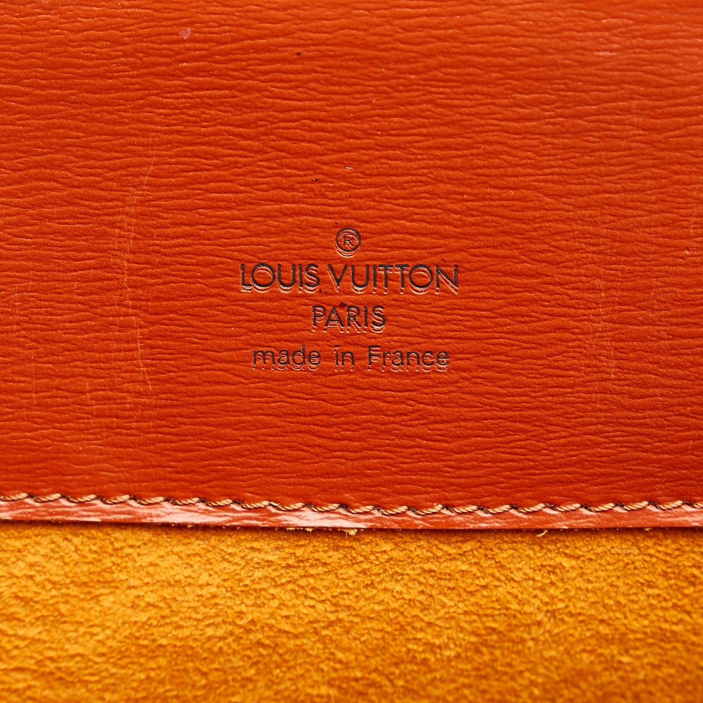 Louis Vuitton Epi Cluny (SHG-34413)