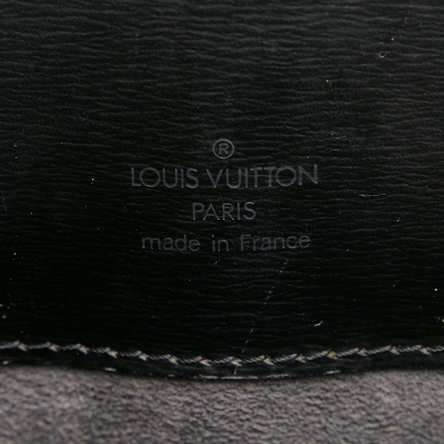 Louis Vuitton Epi Cluny (SHG-35373)