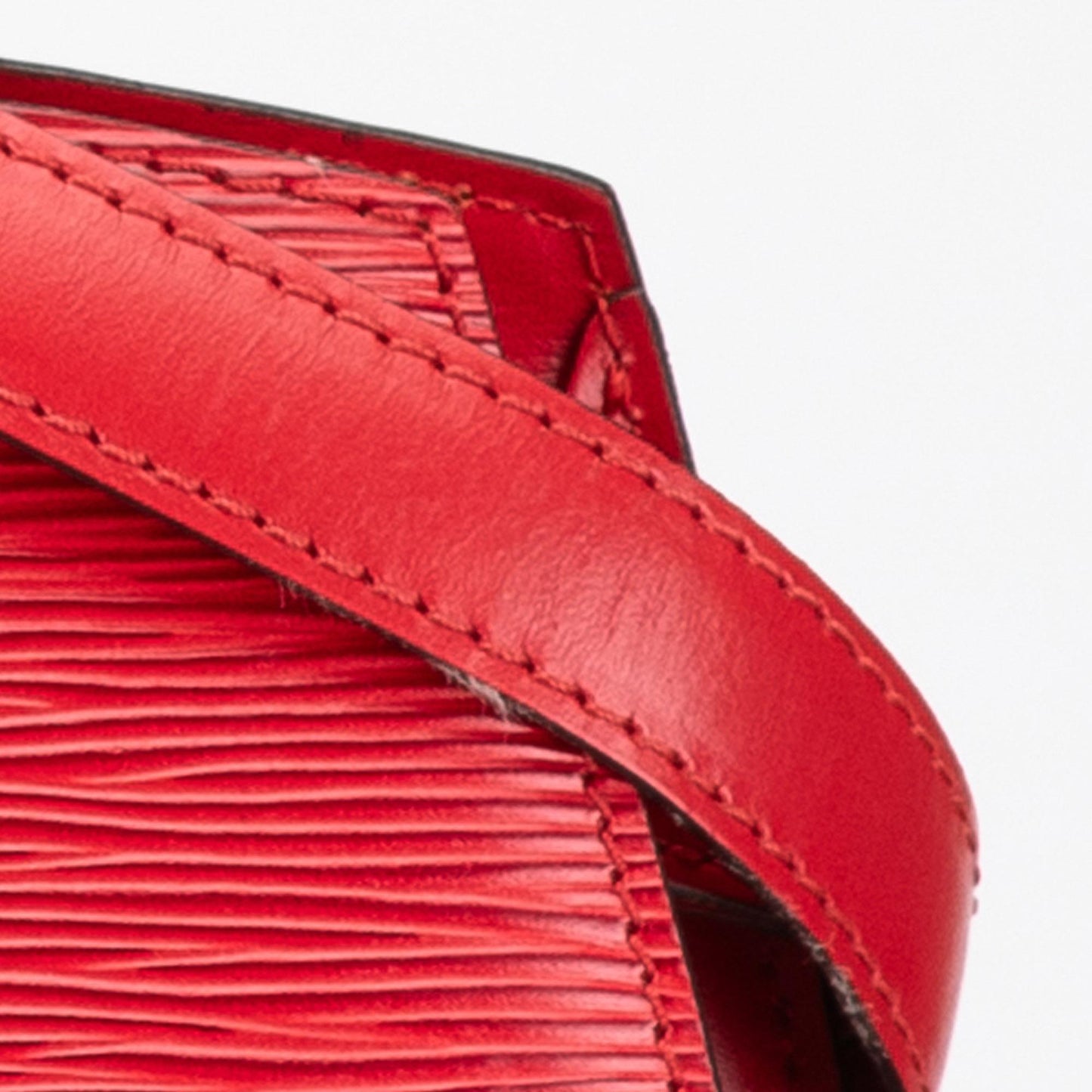 Louis Vuitton Epi Cluny (SHG-u716cN)
