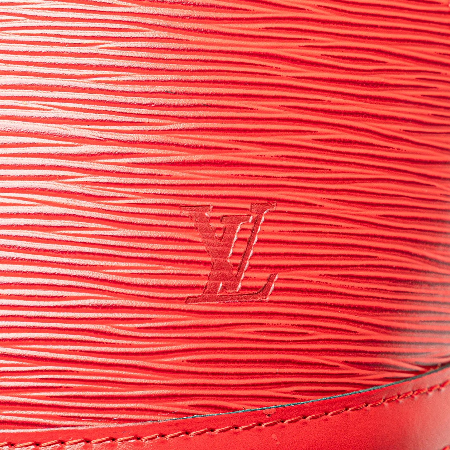 Louis Vuitton Epi Cluny