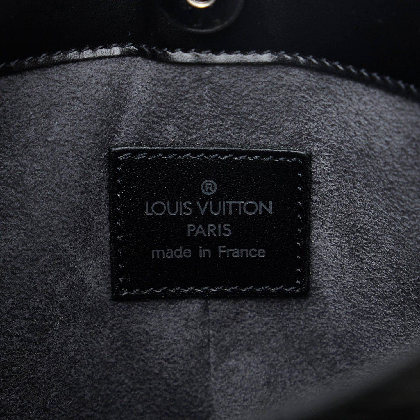Louis Vuitton Epi Demi Lune Pochette (SHG-Khz0qc)