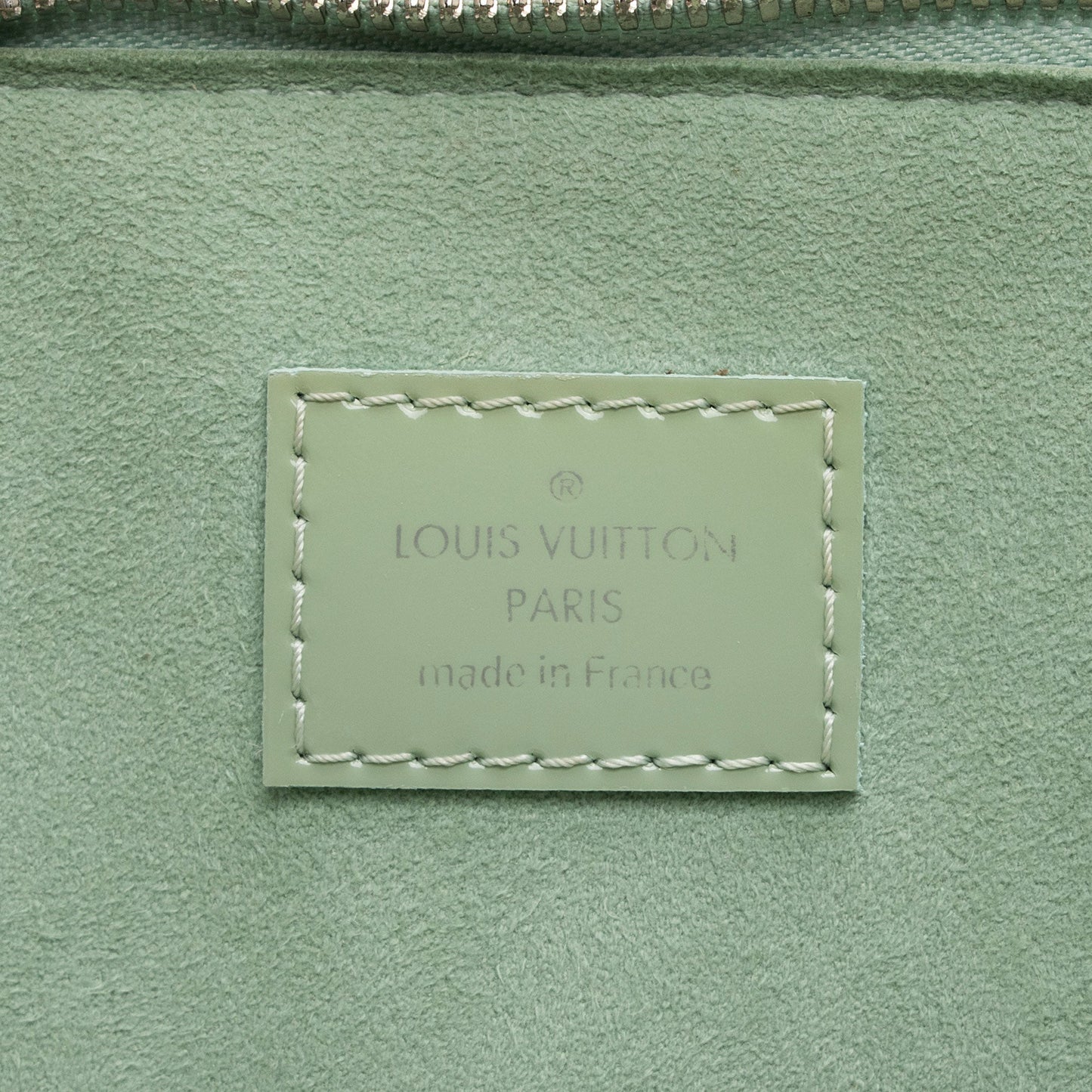 Louis Vuitton Epi Leather Alma PM Satchel (SHF-7RddEA)