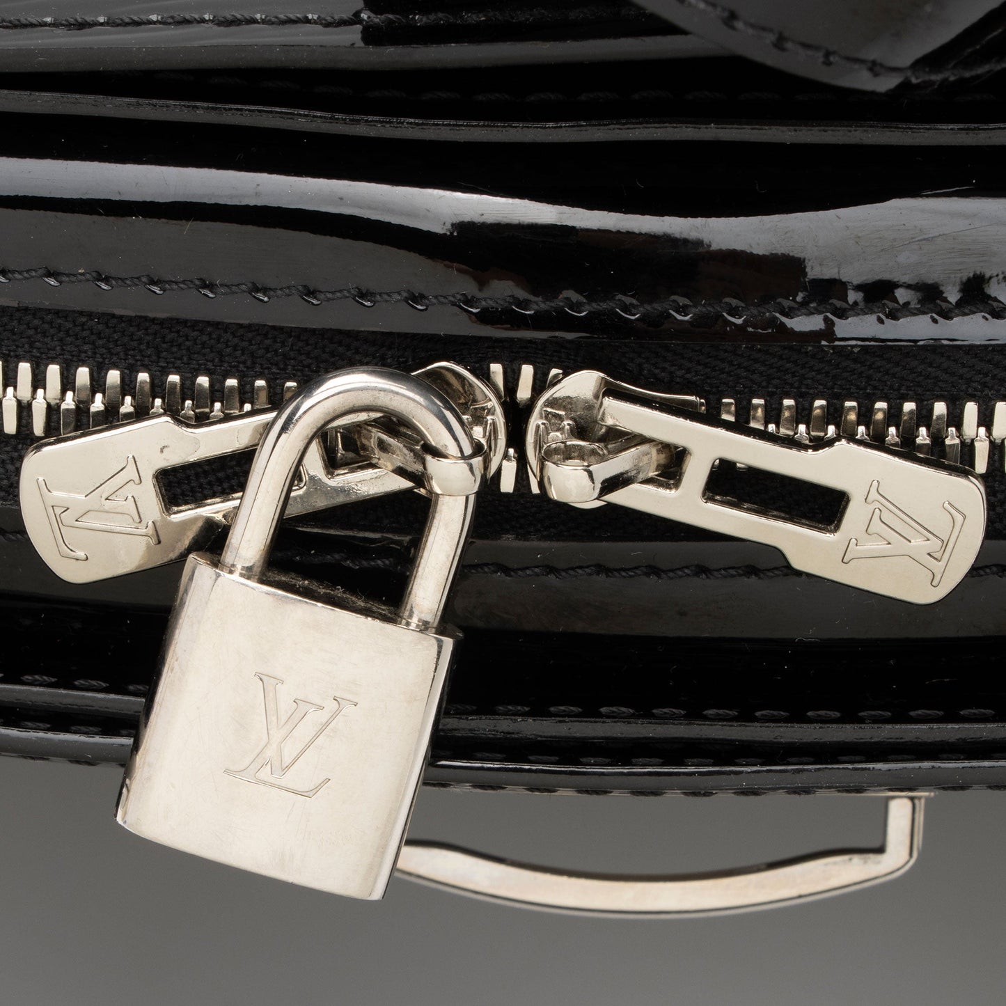 Louis Vuitton Epi Electric Pont Neuf GM Satchel (SHF-M2aN0n)