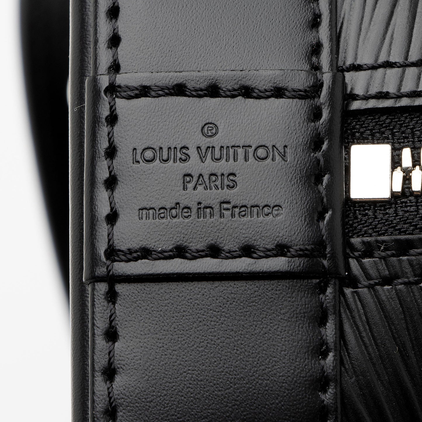 Louis Vuitton Epi Leather Alma BB Satchel (SHF-B9m2oM)
