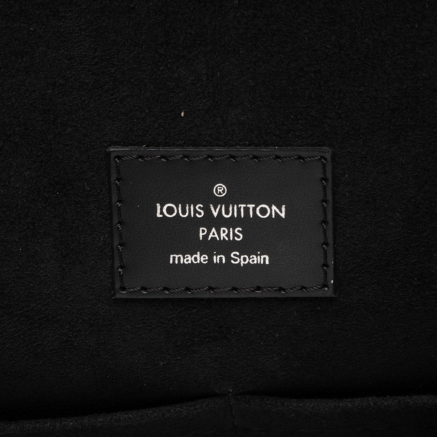 Louis Vuitton Epi Leather Cluny BB Satchel (SHF-0f2UPq)
