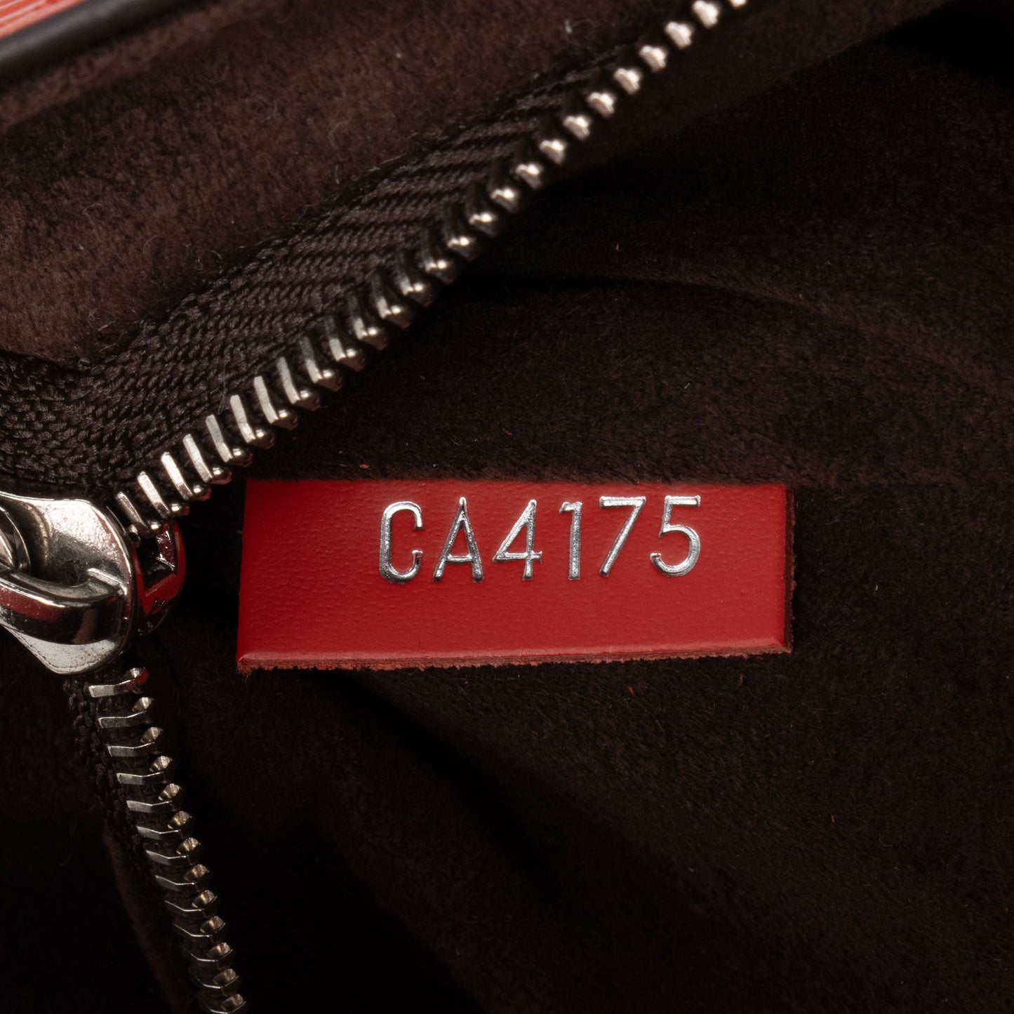 Louis Vuitton Epi Leather Cluny MM Satchel (SHF-6z3BJG)