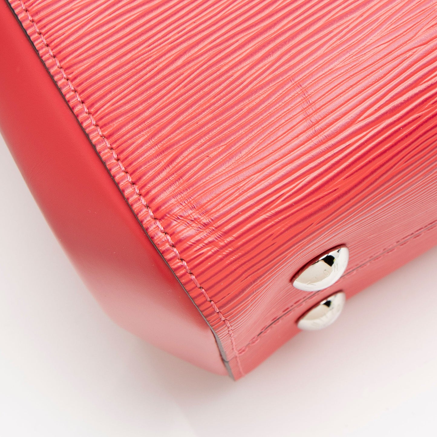 Louis Vuitton Epi Leather Cluny MM Satchel