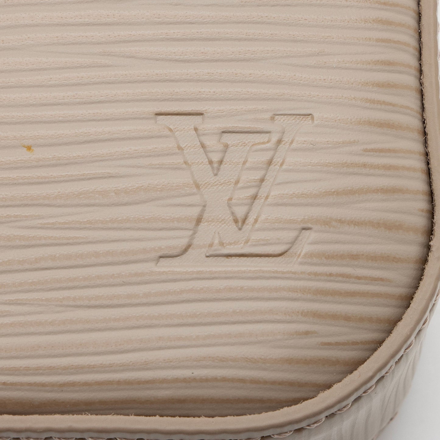 Louis Vuitton Epi Leather Felicie Pochette (SHF-BcEcdu)
