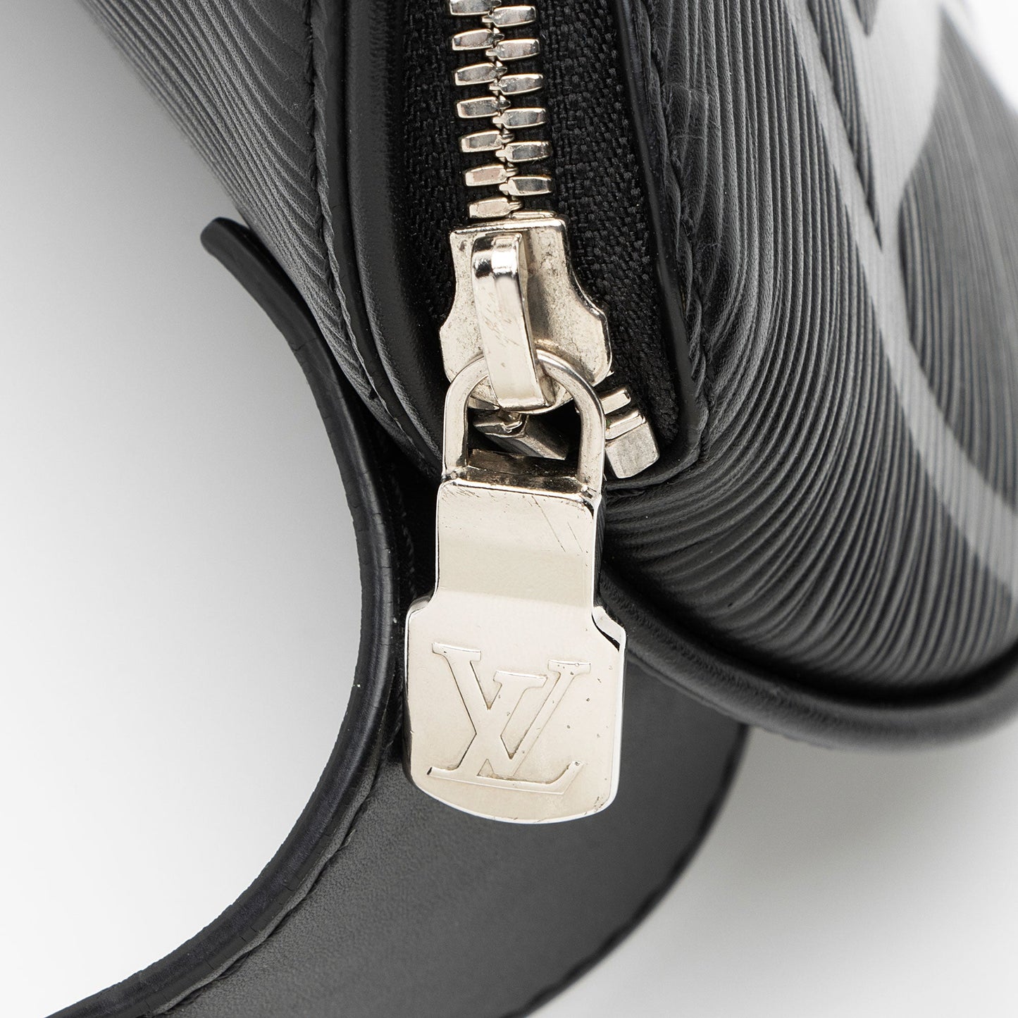 Louis Vuitton Epi Leather LV Circle Bumbag