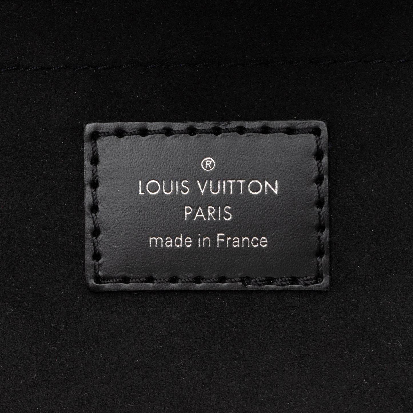 Louis Vuitton Epi Leather Montaigne Clutch (SHF-23717)